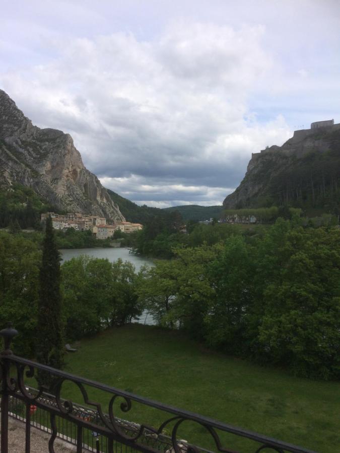 Chateau De La Cazette Sisteron Esterno foto